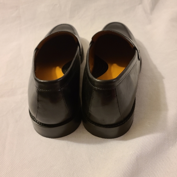 Loafers_&_Slip_Ons
